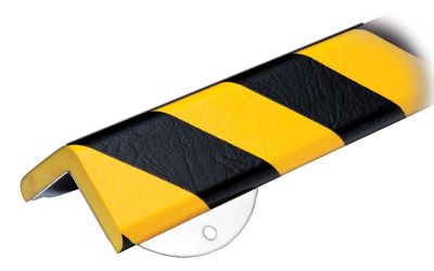KNUFFI Eckschutz auf Edelstahl selbstklebend
